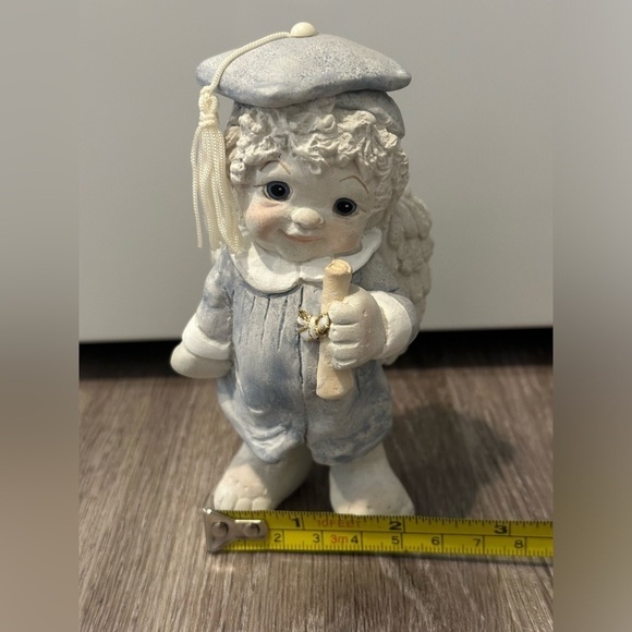 Dreamsicle Graduate Collectible - Picture 4 of 5